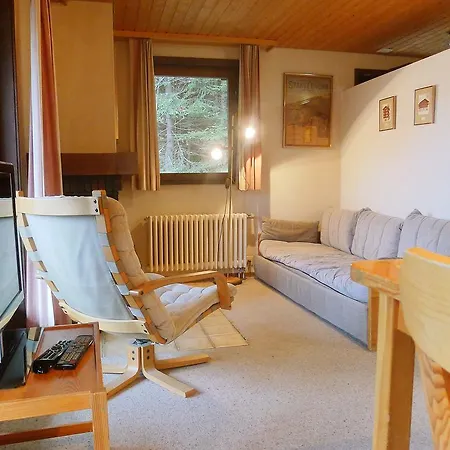 Arsets 203-12 By Interhome *